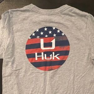 Huk boys tshirt